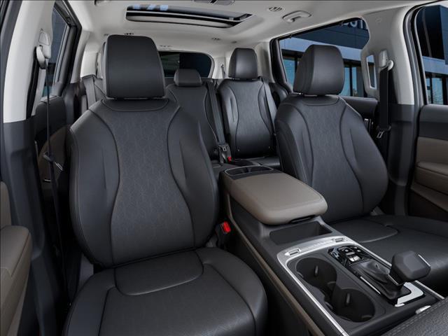 new 2025 Kia Carnival car, priced at $47,065