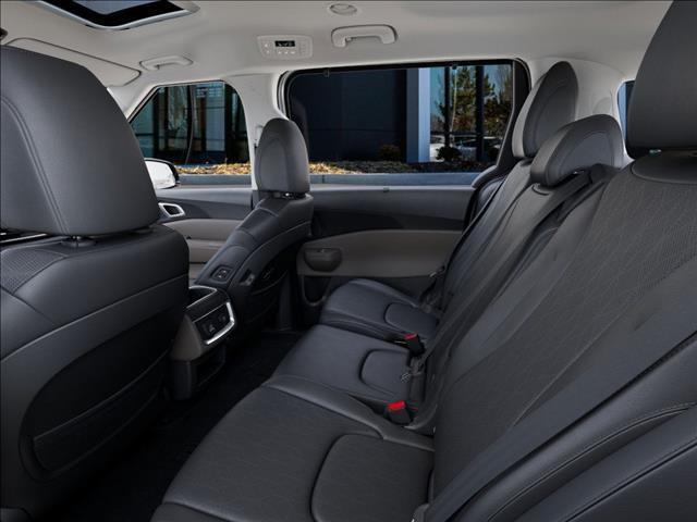 new 2025 Kia Carnival car, priced at $47,065
