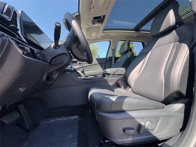 new 2025 Kia Sportage car, priced at $32,590