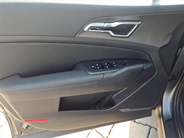 new 2026 Kia Sportage car, priced at $37,660
