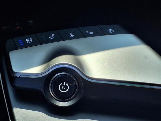 new 2025 Kia EV6 car, priced at $59,850