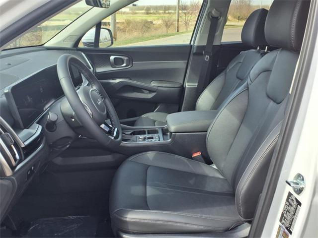 new 2025 Kia Sorento car, priced at $39,985