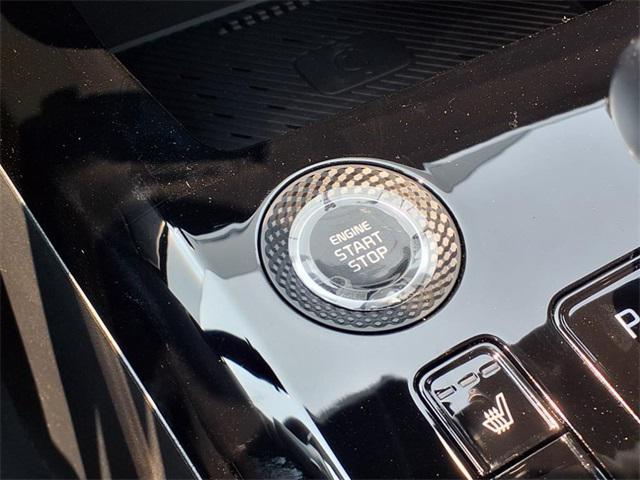 new 2025 Kia Niro car, priced at $32,080