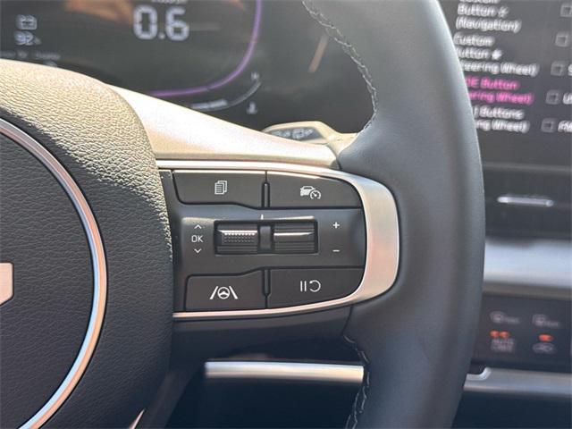 new 2025 Kia Sportage car, priced at $30,760