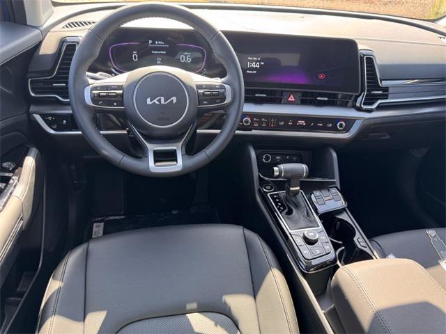 new 2025 Kia Sportage car, priced at $30,760