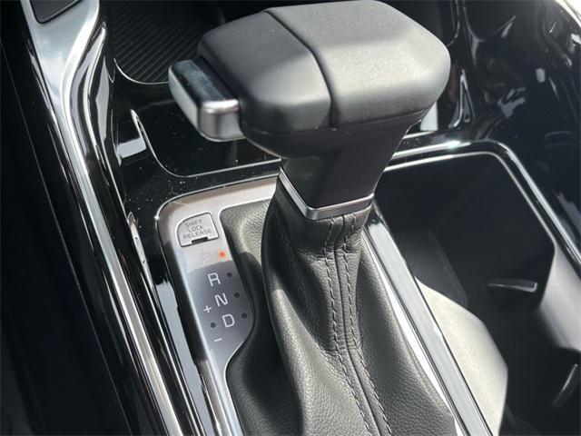 new 2025 Kia Sorento car, priced at $44,355