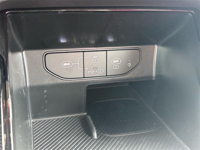 new 2025 Kia Sorento car, priced at $44,355