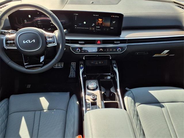 new 2025 Kia Sorento Hybrid car, priced at $46,855