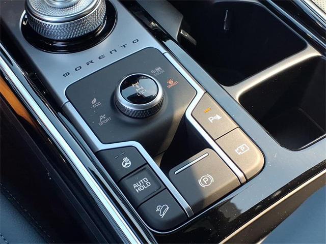 new 2025 Kia Sorento Hybrid car, priced at $47,350