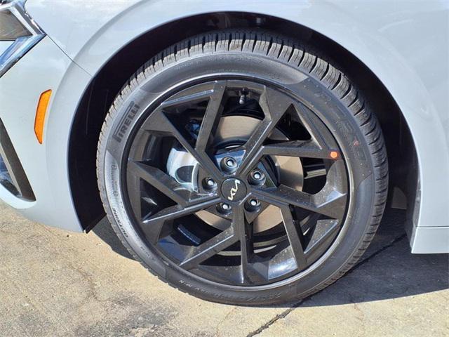 new 2026 Kia K5 car, priced at $31,510