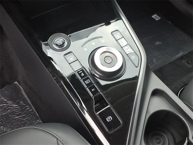 new 2025 Kia Niro Plug-In Hybrid car, priced at $35,900