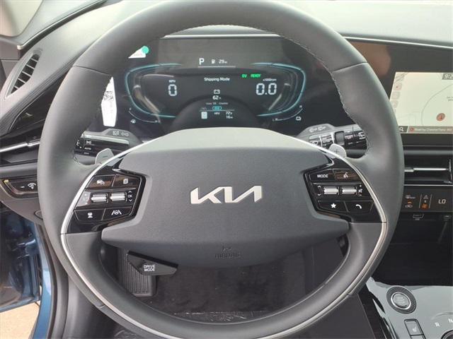 new 2025 Kia Niro Plug-In Hybrid car, priced at $35,900