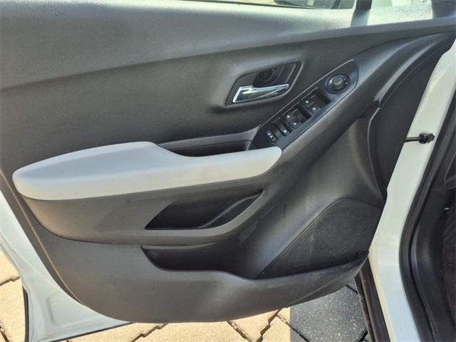 used 2020 Chevrolet Trax car, priced at $15,361