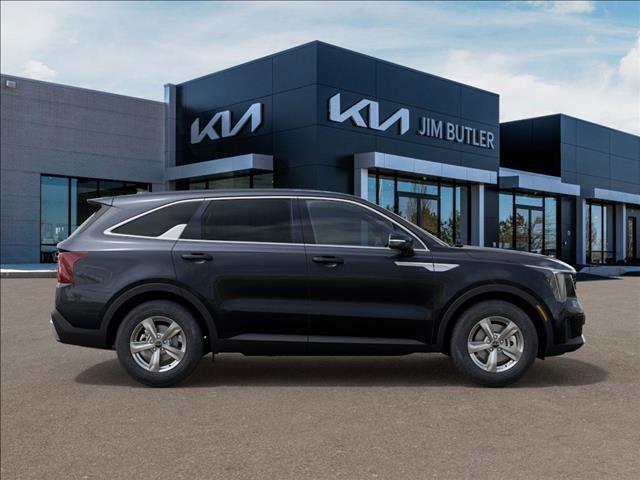 new 2025 Kia Sorento car, priced at $33,690