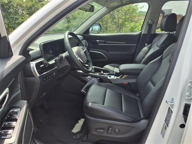 new 2025 Kia Telluride car, priced at $39,940