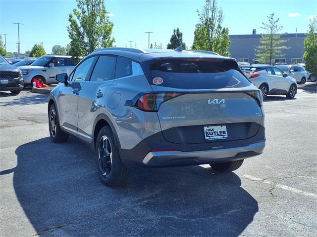 new 2026 Kia Sportage car, priced at $33,180