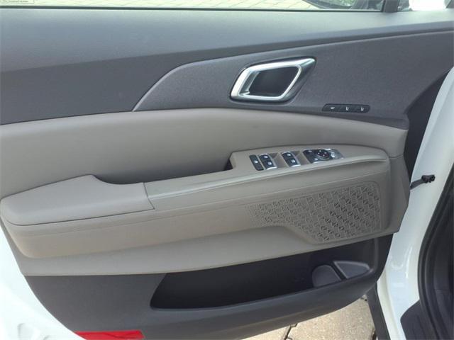 new 2026 Kia Carnival car, priced at $41,915