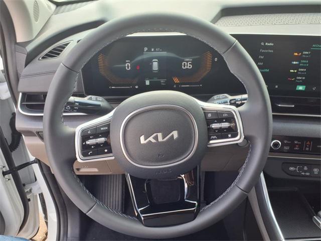 new 2026 Kia Carnival car, priced at $41,915