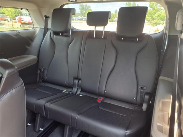 new 2026 Kia Carnival car, priced at $41,915
