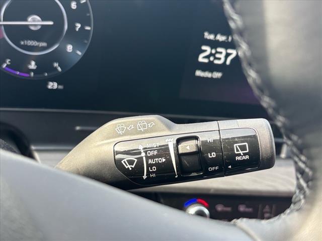 new 2025 Kia Sportage car, priced at $38,805