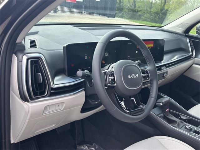 new 2025 Kia Sorento car, priced at $36,700