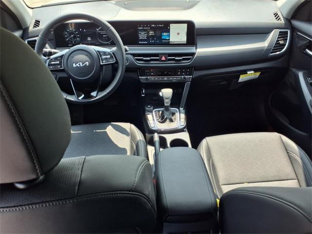 new 2025 Kia Seltos car, priced at $30,505