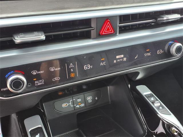 new 2025 Kia Sorento car, priced at $43,940