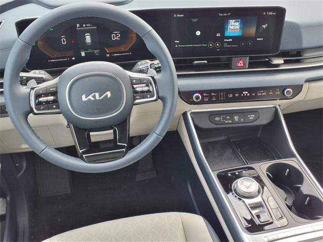 new 2025 Kia Carnival Hybrid car, priced at $44,290