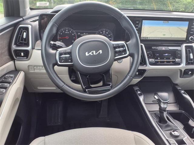 used 2022 Kia Sorento car, priced at $29,590