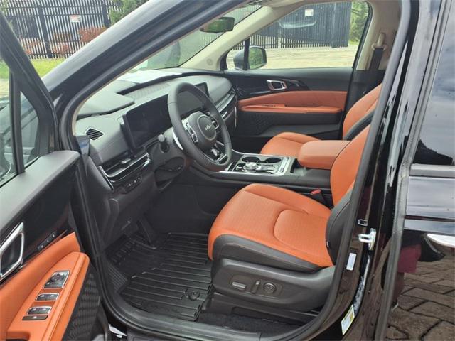 new 2025 Kia Carnival Hybrid car