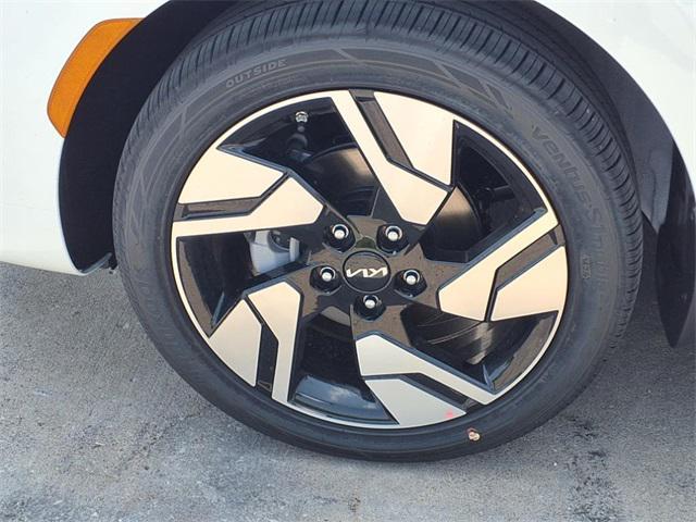 new 2025 Kia Soul car, priced at $26,195