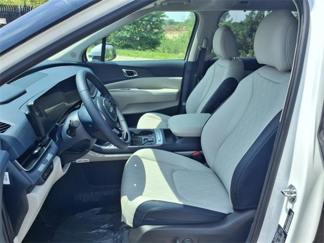 new 2025 Kia Carnival car, priced at $42,365