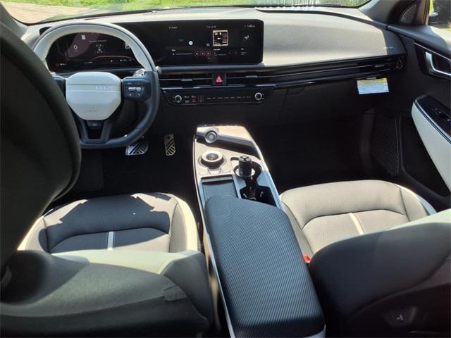 new 2025 Kia EV6 car, priced at $61,305