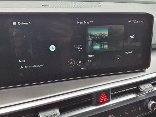 new 2025 Kia Sorento Hybrid car, priced at $42,065