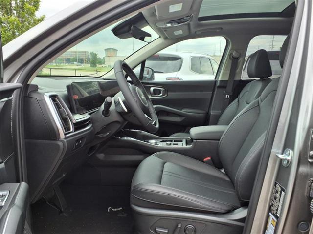 new 2025 Kia Sorento Hybrid car, priced at $42,065