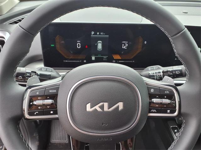 new 2025 Kia Sorento Hybrid car, priced at $42,065