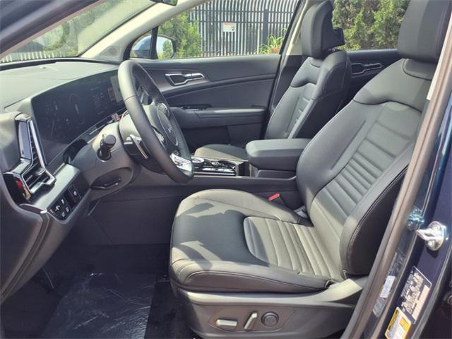 new 2025 Kia Sportage Hybrid car, priced at $39,015