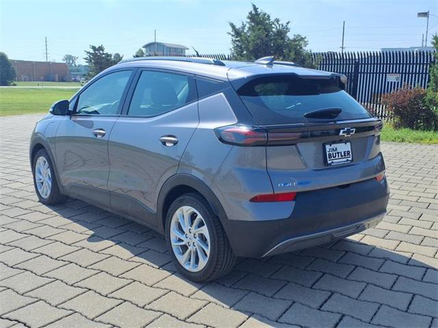 used 2023 Chevrolet Bolt EUV car, priced at $18,383