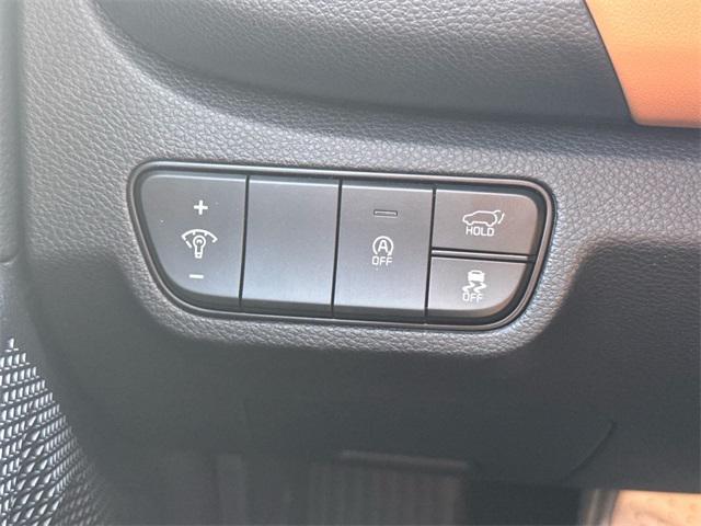 new 2025 Kia Seltos car, priced at $30,735