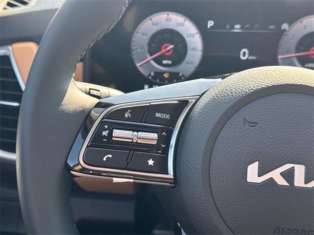 new 2025 Kia Seltos car, priced at $30,735