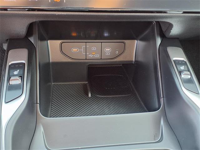 new 2025 Kia Sorento car, priced at $35,090