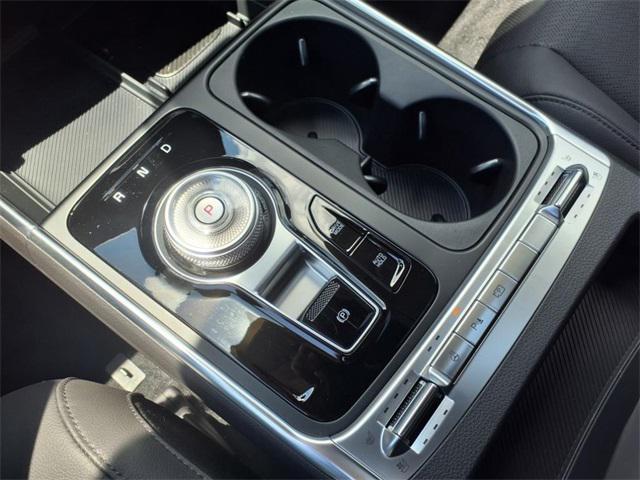new 2026 Kia Carnival Hybrid car, priced at $53,320