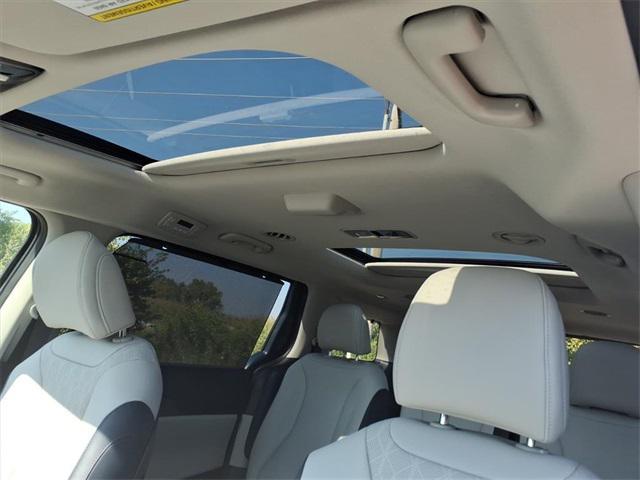 new 2026 Kia Carnival Hybrid car, priced at $48,395