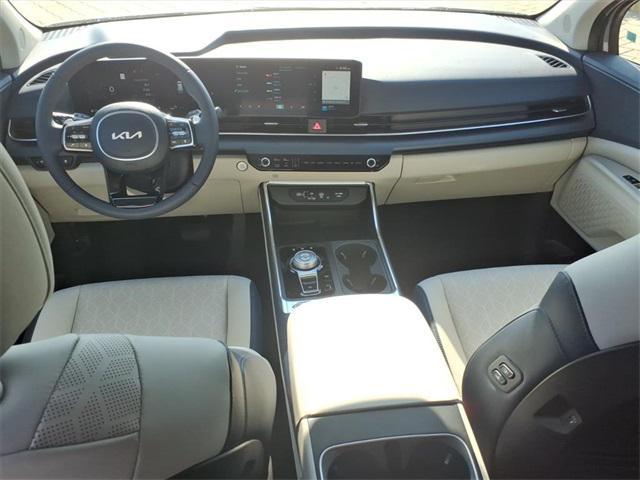 new 2026 Kia Carnival Hybrid car, priced at $48,395