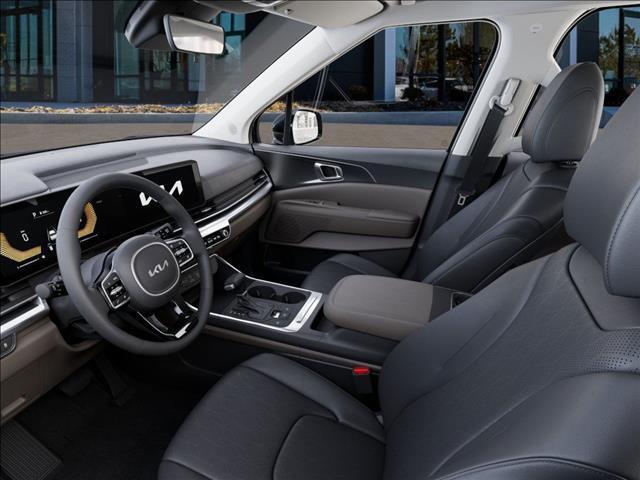 new 2025 Kia Carnival car, priced at $39,095