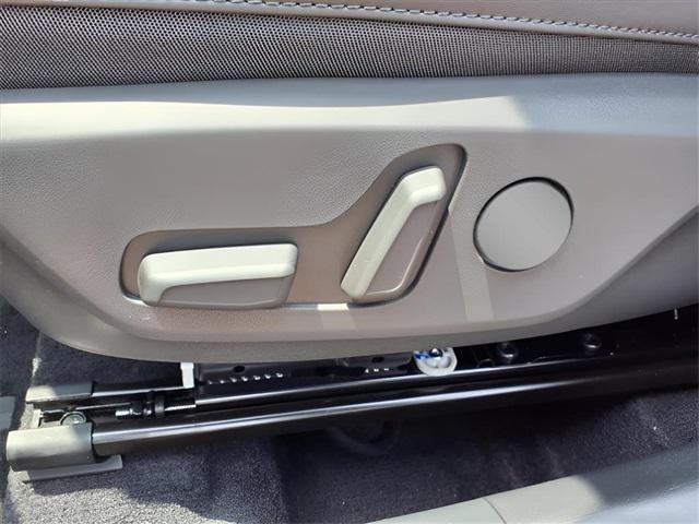 new 2025 Kia Niro car, priced at $33,965