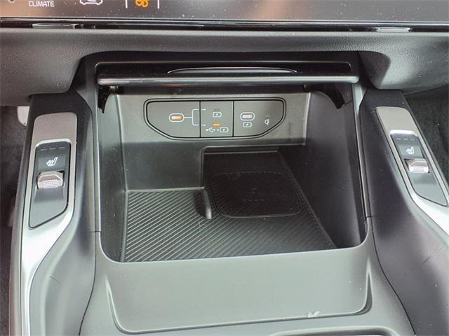 new 2025 Kia Sorento Hybrid car, priced at $42,120
