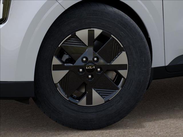 new 2025 Kia Carnival Hybrid car, priced at $41,590