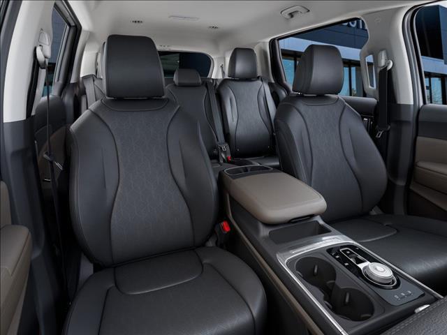 new 2025 Kia Carnival Hybrid car, priced at $41,590