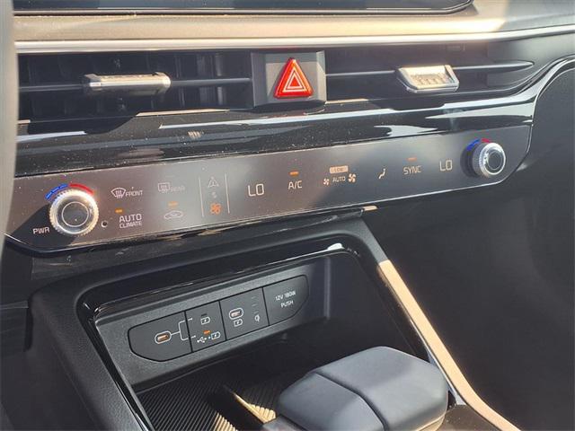 new 2026 Kia K5 car, priced at $38,810